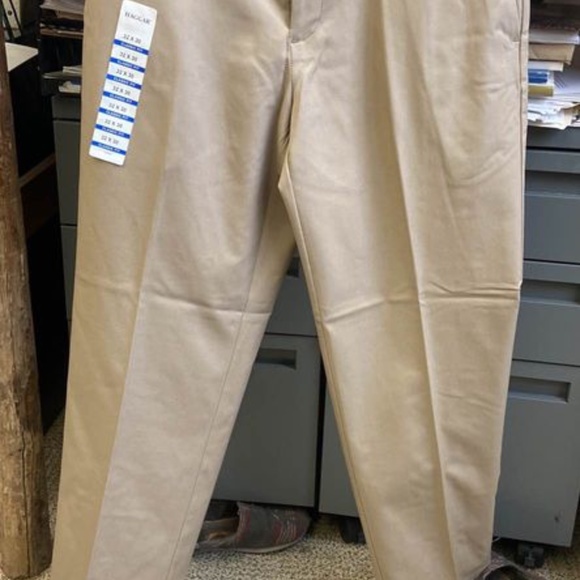 Brand New Men’s Haggar Cool Right Performance Flex Classic Fit - Flat Front Pant - Picture 5 of 5